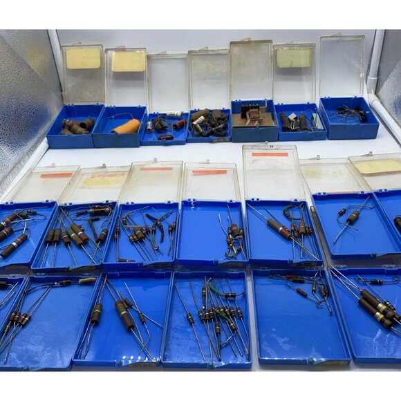 Vintage Carbon Comp Resistors Capacitors Electronics Mixed Lot in Storage Cases - Picture 2 of 16